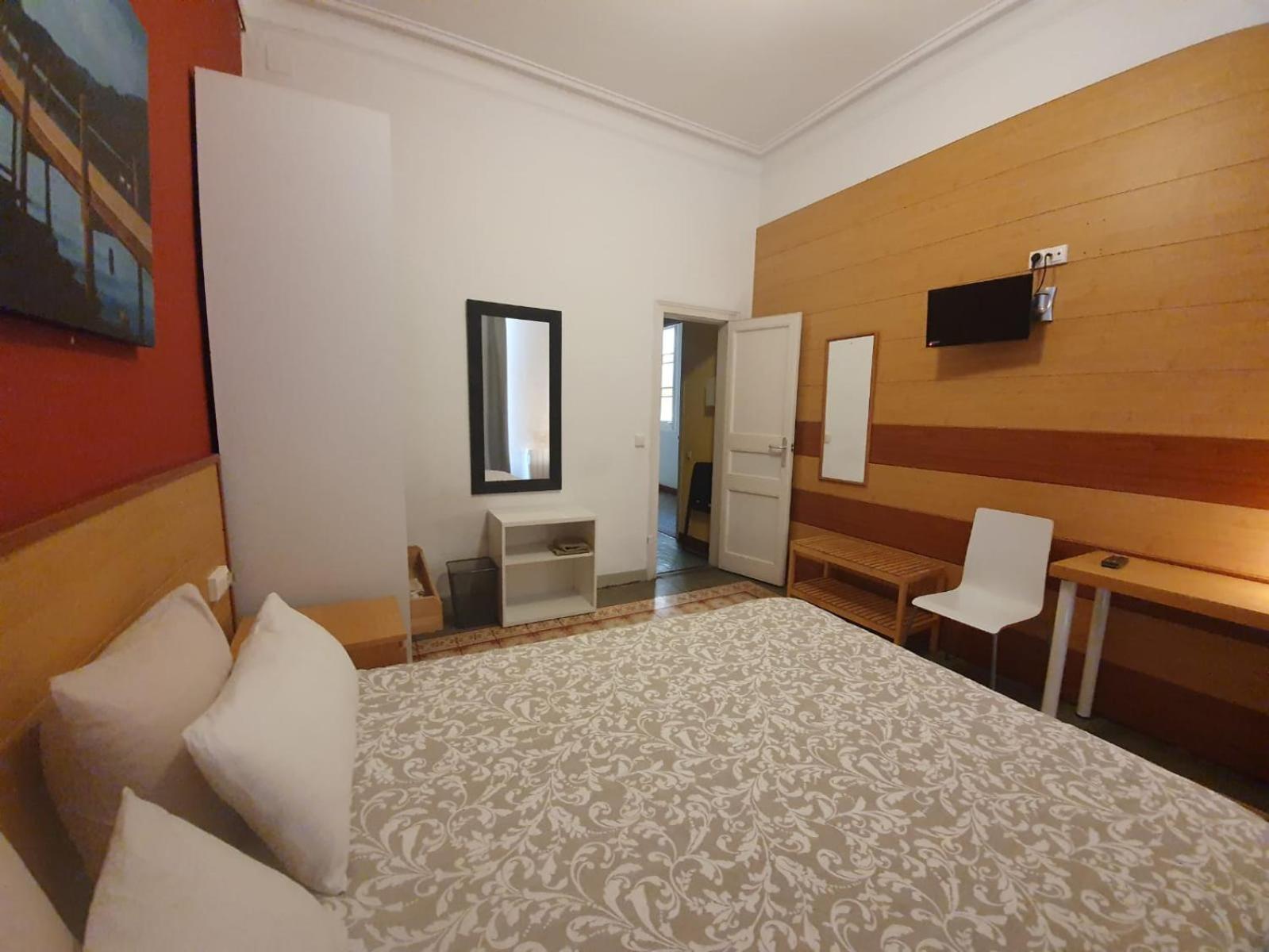 Апартаменты Apartamento Urgell Барселона Экстерьер фото