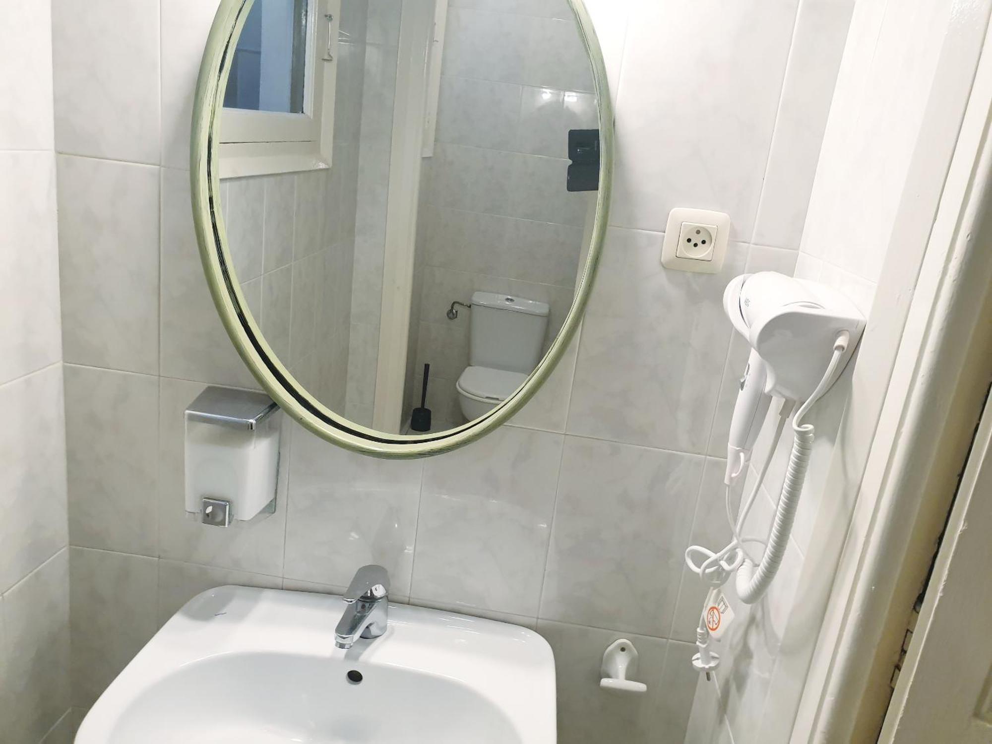 Апартаменты Apartamento Urgell Барселона Экстерьер фото